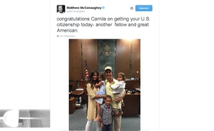 Matthew McConaughey annonce que sa femme a obtenu la double nationalité.