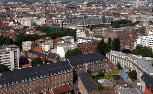 Vue sur Lille et sa métropole depuis le beffroi de la mairie. (Illustration)