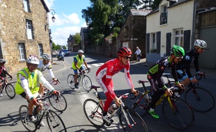 Romain Hardy de l’équipe Cofidis a participé à la reconnaissance de l’étape.