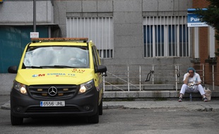 En Espagne, 7.340 personnes sont mortes de la pandémie dans le pays, le deuxième au monde en termes de décès du Covid-19 derrière l'Italie.