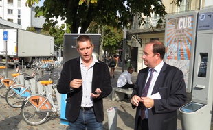 A Bordeaux, le 30 septembre 2014- Présentation d'une amélioration de l'application VCUB qui permet de prédire la disponibilité en station.