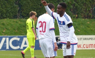 Jordy Gaspar, ici aux côtés d'Houssem Aouar lors d'une rencontre de Youth League face à La Gantoise la saison passée.