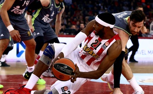L'Olympiakos pourrait envoyer ses jeunes en D2 grecque l'an prochain.