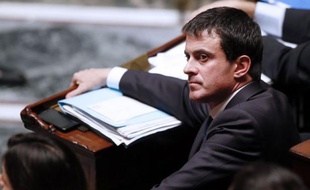 Le ministre de l'Intérieur, Manuel Valls, a repris vendredi au sujet de l'immigration la phrase de Michel Rocard affirmant que la France ne pouvait pas "accueillir toute la misère du monde", car la gauche, a-t-il dit, "ce n'est pas que des frontières ouvertes".