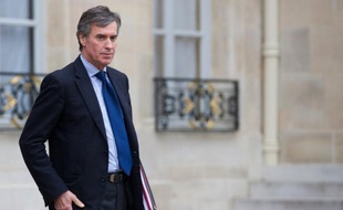 Jérôme Cahuzac était toujours mercredi conseiller municipal de Villeneuve-sur-Lot (Lot-et-Garonne), et dira d'ici une semaine ce qu'il compte faire de ce mandat, a appris l'AFP mercredi auprès de l'ami de l'ex-ministre, et directeur de cabinet du maire Yannick Lemarchand.