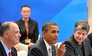 Le président américain Barack Obama et les responsables de l'Union européenne se sont réunis à Lisbonne pour un sommet UE-USA au cours duquel les tensions économiques et financières et les négociations sur le climat devraient être abordées.