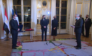 Emmanuel Macron a remis à son homologue égyptien Abdel Fattah al-Sissi la grand-croix de la Légion d'honneur, le 7 décembre 2020.