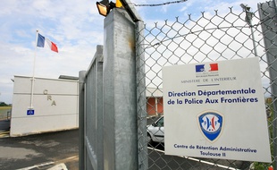 Centre de retention administrative de Cornebarrieu Direction Departementale de la Police aux Frontieres.