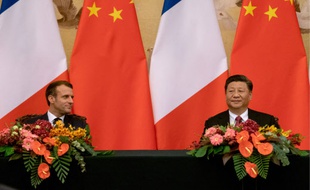 Emmanuel Macron et Xi Jinping.