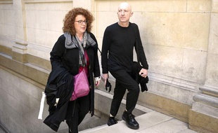 Steven Cohen et son avocate au tribunal de Paris le 5 mai 2014.
