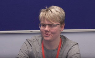Miles Soloman, un Britannique de 17 ans, fait le « buzz » depuis ce vendredi 23 mars 2017, après avoir repéré une erreur non identifiée par l’agence spatiale américaine.