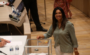 Samia Ghali, ici dans l'hémicycle lors de l'élection de Michèle Rubirola à la mairie de Marseille le 4 juillet, a obtenu un poste de deuxième adjointe.