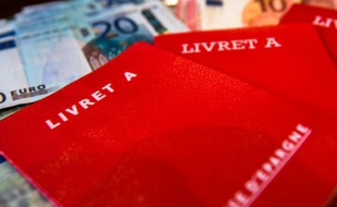 Les épargnants ont de nouveau effectué davantage de retraits que de dépôts sur leur Livret A en septembre, à hauteur de 2,38 milliards d'euros, selon des données publiées mercredi par la Caisse des dépôts (CDC)
