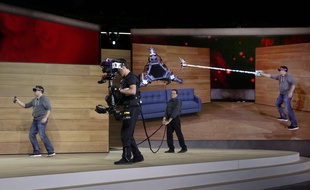 HoloLens, de Microsoft, sera proposé en kit de développement au premier trimestre 2016.
