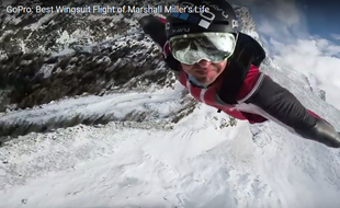 L'américain Marshall Miller a filmé son saut depuis l'Aiguille du Midi en Savoie. Des images spectaculaires..