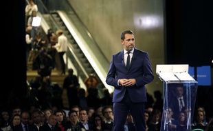 Christophe Castaner devant le Conseil de la République en marche réuni le 18 novembre 2017 à Lyon.