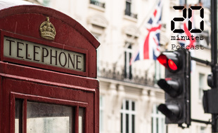 Vue de Londres, avec une cabine téléphonique, au Royaume-Uni