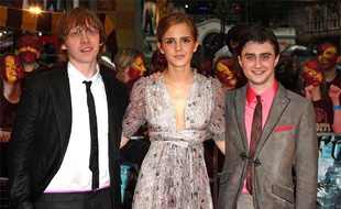 Les acteurs Rupert Grint, Emma Watson et Daniel Radcliffe, lors de la première mondiale de "Harry Potter et le Prince de sang mêlé" à Londres, le 7 juillet 2009.