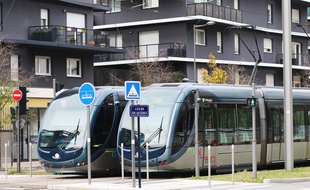 Illustration tramway, quartier Ginko à Bordeaux, sur la ligne C du réseau TBM.