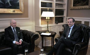 L'envoyé spécial des Nations Unies Matthew Nimetz a entamé mercredi à Athènes un nouveau round de négociations pour tenter de régler la dispute qui s'enlise depuis plus de 20 ans entre la Grèce et l'ex-république yougoslave de Macédoine sur le nom de cet Etat.
