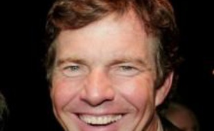 Les jumeaux nouveaux nés de l'acteur américain Dennis Quaid se trouvaient mercredi dans un état grave mais stable dans un hôpital de Los Angeles, après qu'un anticoagulant leur a été administré par erreur en doses excessives.