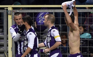 Le Serbe Aleksandar Pesic (torse nu) a inscrit le seul but de Toulouse contre Reims, le 31 janvier 2015 en Ligue 1.