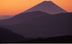Lever de soleil sur le Mont Fuji.