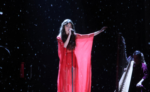 Olivia Rodrigo sur la scène des BRIT Awards le 11 mai 2021