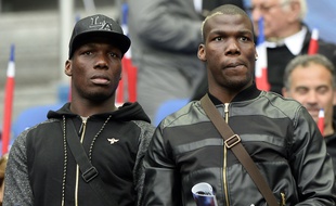 Les jumeaux Mathias et Florentin Pogba s'étaient retrouvés au Stade de France en mai 2014 pour assister à un match amical des Bleus auquel participait leur petit frère Paul.