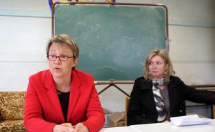 Nathalie Appéré, ici aux côtés de son adjointe à l'éducation Lénaïg Briero.