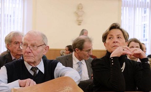 Pierre et Viviane Lambert, les parents de Vincent Lambert, lors d'une audience au tribunal administratif de Châlons-en-Champagne le 15 janvier 2014