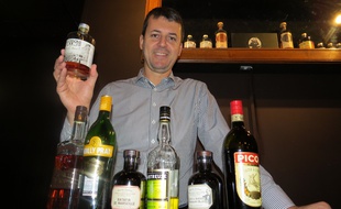 Guillaume Ferroni, mixologu, redonne vie à des alcools marseillais oubliés.