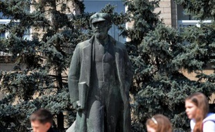 La statue de Lénine près du siège du gouvernement local à Comrat, principale ville de Gagaouzie, une région autonome de Moldavie où la nostalgie de l"URSS est forte, le 7 avril 2014