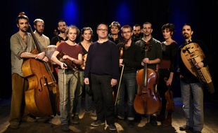La cinquième promotion de la Kreiz Breizh Akademi remet la musique modale au goût du jour