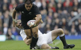 Keven Mealamu, le 5 novembre 2010 à Twickenham.