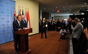 La Syrie est certaine que l'ONU n'adoptera pas de résolution sur le démantèlement de ses armes chimiques sous le chapitre VII, prévoyant un recours à la force, a déclaré mercredi à l'AFP le vice-ministre des Affaires étrangères Fayçal Moqdad.