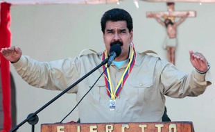 Entretenir une paranoïa permanente en agitant le traditionnel chiffon rouge américain constitue pour le président du Venezuela Nicolas Maduro un moyen de détourner l'attention de la crise économique que traverse le pays, à deux mois des élections municipales, estiment des analystes.