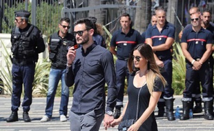 Hugo Lloris et sa compagne le 18 juillet 2016 à Nice.