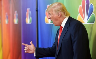 Donald Trump fait la promo de l'émission «The Apprentice», en décembre 2015.