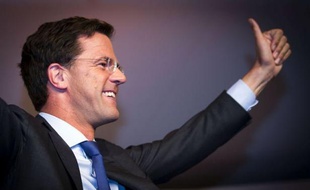Plébiscités lors des élections législatives de mercredi, marquées par un vote sanction contre l'europhobe Geert Wilders, les libéraux pro-européens du Premier ministre sortant Mark Rutte ont promis de "se mettre au travail" dès jeudi en vue de former un gouvernement de coalition.