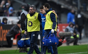 La sortie d'Antoine Dupont pour un protocole commotion laisse songeurs les organisateurs du tournoi des VI Nations.