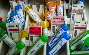Illustration de tubes d'homéopathie