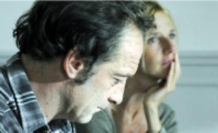 Vincent Lindon et Sandrine Kiberlain apparaissent complicesà l'écran.