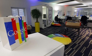 Dans les locaux de Google France à Paris, le 6 décembre 2011.