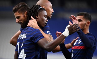 Camavinga, Nzonzi et Aouar ont été alignés dans un milieu en losange contre l'Ukraine.