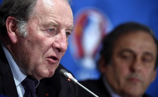 Jacques Lambert lors d'une conférence de presse le 25 avril 2014.