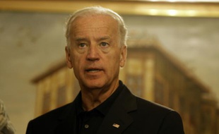Le vice-président Joe Biden lors d'une précédente visite surprise en Irak, à l'ambassade des Etats-Unis à Bagdad, le 3 juillet 2010