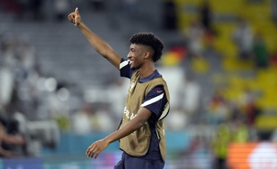 Le futur papa Kingsley Coman, ce mardi soir à Munich après France-Allemagne.