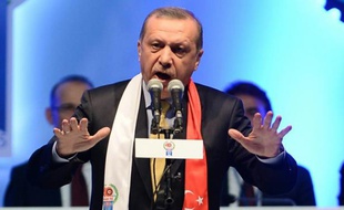 Le président Recep Tayyip Erdogan lors d'une conférence de presse le 22 octobre 2015 à Ankara