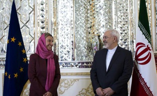 La chef de la diplomatie européenne Federica Mogherini et son homologue iranien Mohammad Javad Zarif à Téhéran, le 28 juillet 2015
